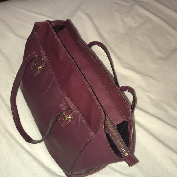 Coach bag. EUC!! Used for two months - Picture 2 of 8
